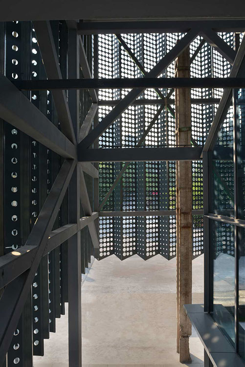 truss structure for perforated metal facade designed by WallaceLiu in Chongqing Industrial Museum